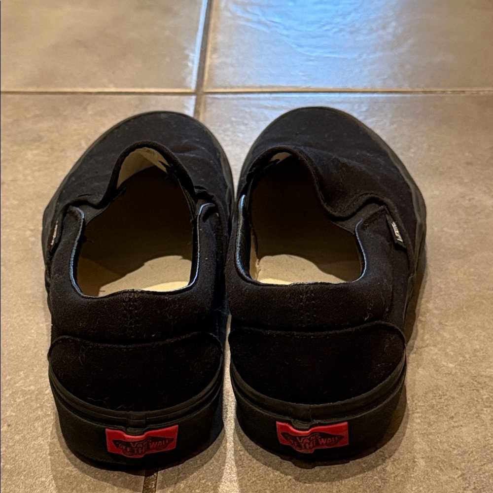 Vans Men's Classic Black Slip-On Sneakers M8/9.5W - Picture 3 of 6